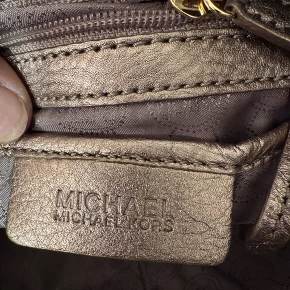 Michael Kors Womens 'Charm Tassel' Casual Leather Shoulder Bag Metallic - Picture 7 of 9